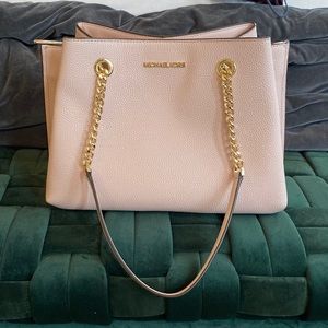 Michael Kors Teagan Large Powder Blush Pebbled Bag